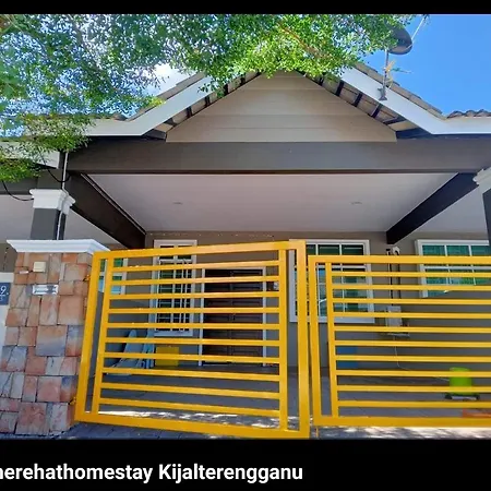 Therehat Homestay Kijal Terengganu Exterior photo