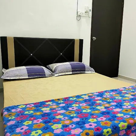 Therehat Homestay Kijal Terengganu Exterior photo